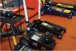 Hydraulic Jacks
